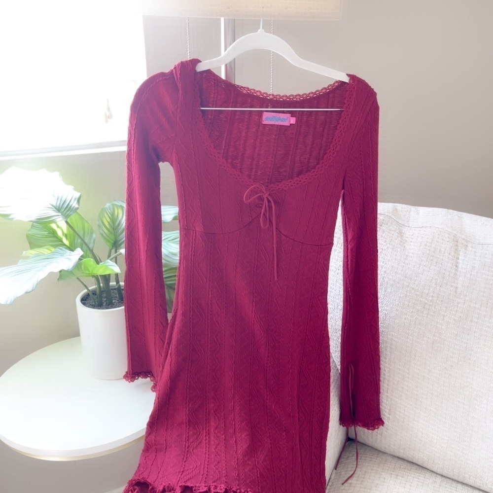 Edikted Elegant Red Long-Sleeve Dress - Picture 3 of 12